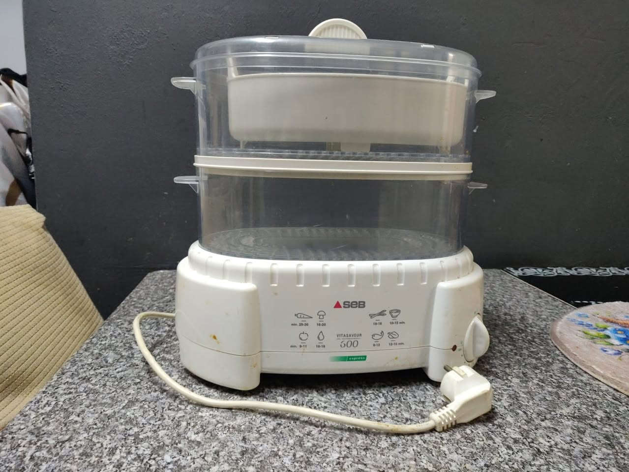 للبيع كلمن وسعره بسمايه


**إذا كنت صاحب هذا الإعلان وتريد حذفه لأي سبب، رجاءا أرسل رسالة إلى الدعم الفني**