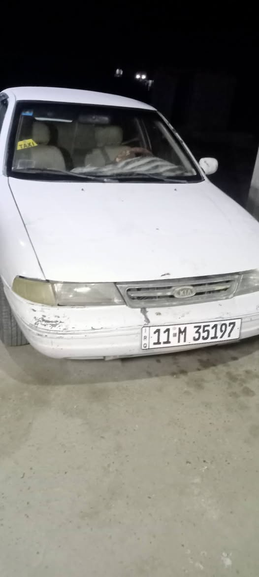 سيارة سيفيه للبيع موديل 92كير او تماتيك محرك مسكر رقم نكليزي سنويه لغايه 2030 السعر 31 وبيهة مجال رقم الهاتف  ***********
