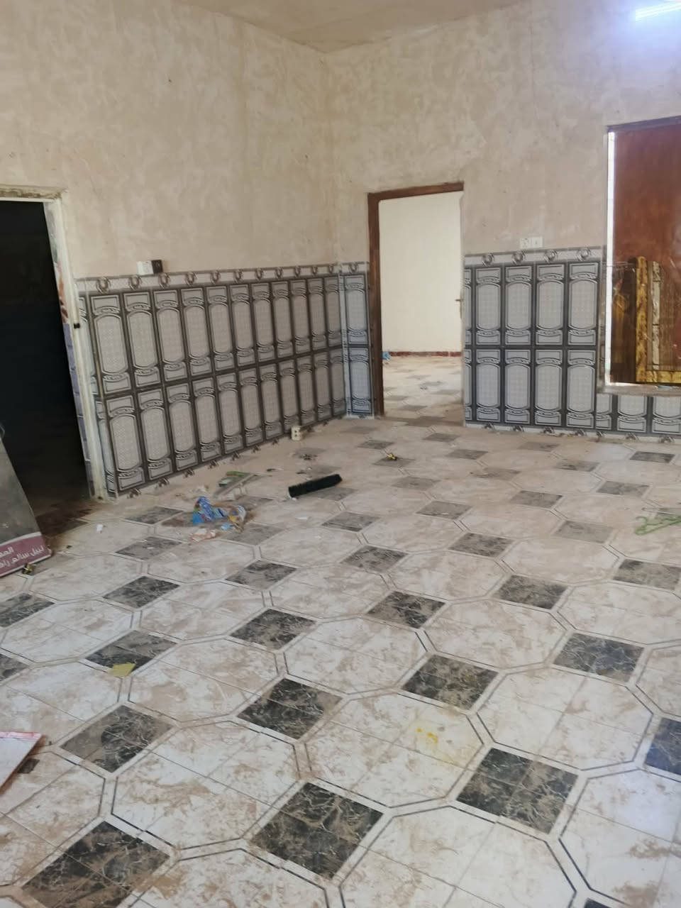 بيت مساحه 200 بناء جديد عكاده ممتازه  صاله ستقبال غرف عدد 2مطبخ داخلي مطبخ خارجي
صحيات  خارجيه  بيت كامل مكمل كهرباء  وماء سند 25
العنوان عون منطقة الفيظه حي الامير  السعر 60


**إذا كنت صاحب هذا الإعلان وتريد حذفه لأي سبب، رجاءا أرسل رسالة إلى الدعم الفني**