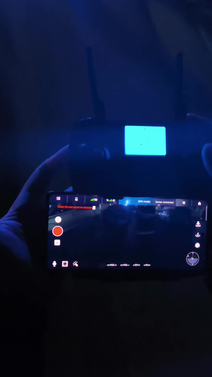 يالله سلام عليكم اخوتي kf102 مستخدم قليل نضافة 90 كامرة كمبل 4k  دبل بطارية 🔋 وياها غراض احتياطية ريش وشاحنة السعر 175 مع التوصيل بيها مجال


**إذا كنت صاحب هذا الإعلان وتريد حذفه لأي سبب، رجاءا أرسل رسالة إلى الدعم الفني**