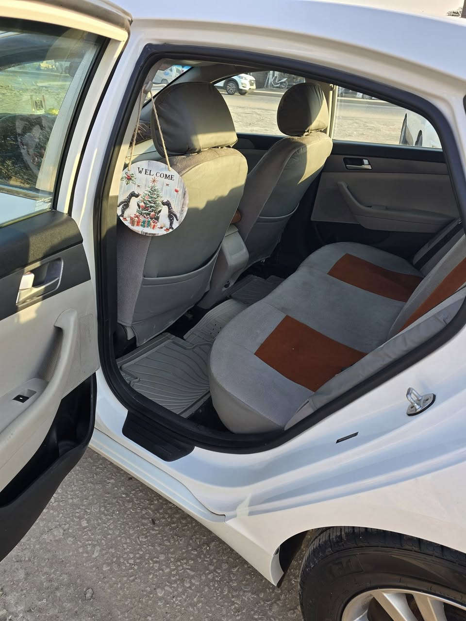 هونداي سوناتا ٢٠١٧ وارد أمريكي
٢٤٠٠
تبريد ثلج
تحكم ستيرن جهتين
بلوتوث حاكية موبايل
كروس سرعة
ويل كب
ماشية ١٠٥ الف
كير مكينه حداديه تراي خير من الله 
وحادثهة بنيد فقط صبغ بدون دواخل
 صور حادثها والسونار مرفقات ويا الصور
للاستفسار التواصل على الرقم***********
