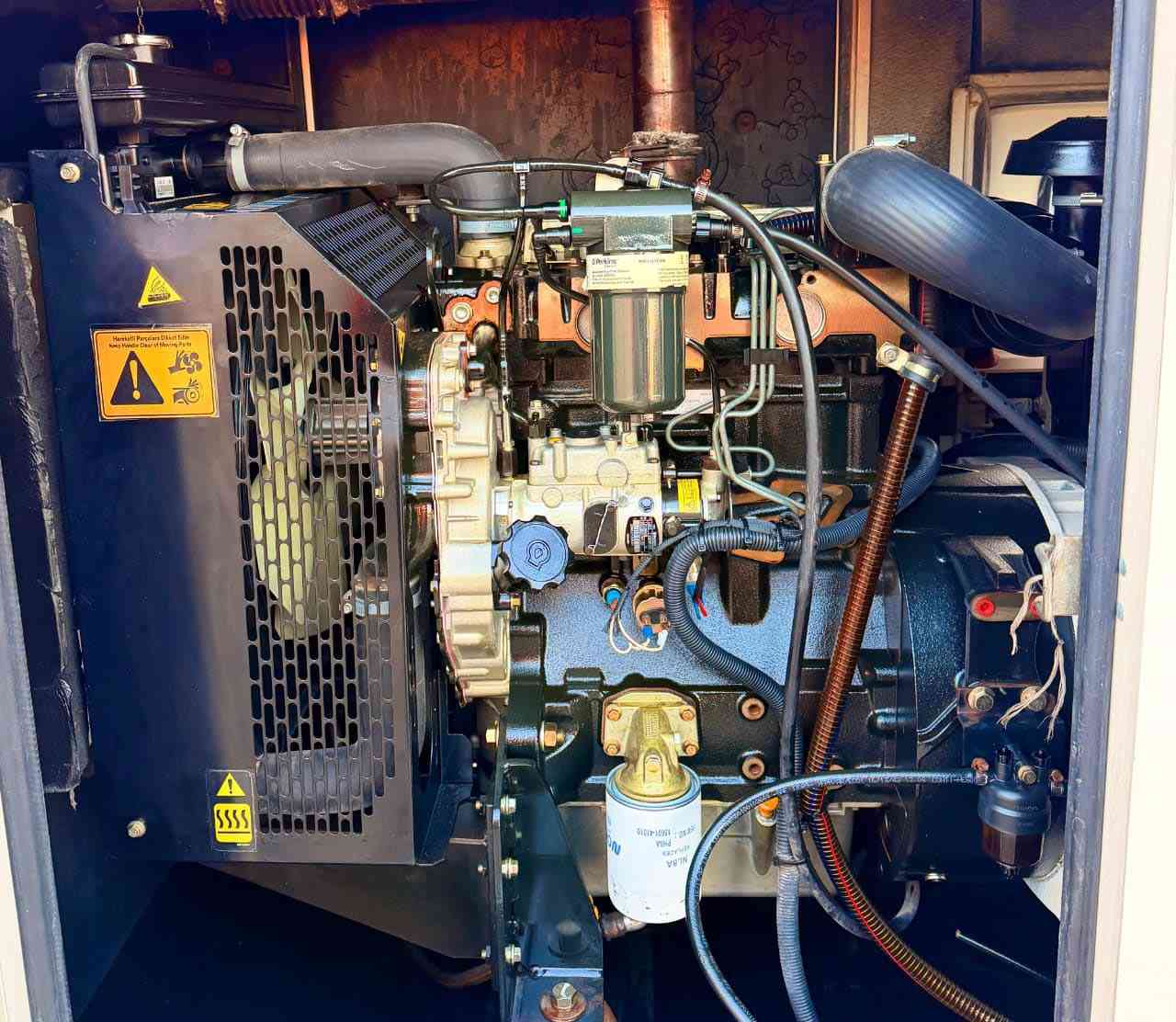 تحيه طيبه 

مولد النوع بيركنز ٣ بستم انگليزي 🇬🇧١٠٥ ملم ٣٠ كيفي دخول جديد وارد اوربي عدد ساعات التشغيل ١٨٠٠ - سا؏ـۿ بحالة الزيرو كاتم ٩٠٪؜ نوع التوليد لوري سومر فرنسي برودكشن حمايه DSE المتطور مع اطفاء وتشغيل ذاتي اوتو 

العنوان بابل الشوملي 

يتوفر توصيل لجميع المحافظات 🚚🚛

لسنا الوحيدين لكننا الأفضل ✅

للتواصل الاتصال او واتساب 

0️⃣7️⃣8️⃣2️⃣1️⃣0️⃣2️⃣0️⃣0️⃣1️⃣6️⃣

0️⃣7️⃣7️⃣4️⃣7️⃣9️⃣4️⃣7️⃣1️⃣2️⃣2️⃣

علي الأكبر السلطاني


**إذا كنت صاحب هذا الإعلان وتريد حذفه لأي سبب، رجاءا أرسل رسالة إلى الدعم الفني**