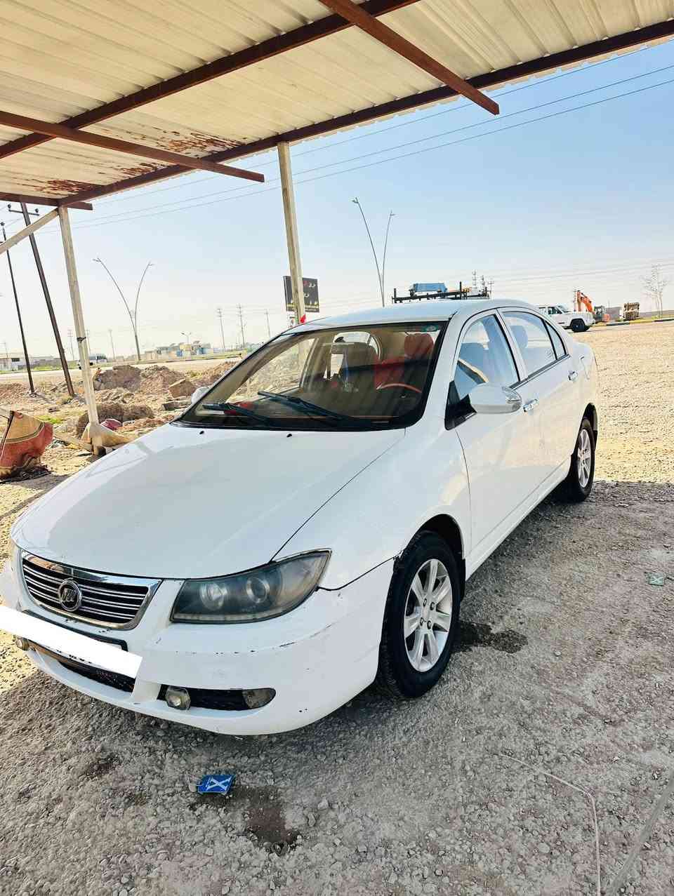 ليفان ٦٢٠
2011
كير محرك خير من الله سياره نضيفه 
زوج تايرات جدد
داخل نضيف كهربائات كلها شغاله 
رقم بغداد انكليزي بسمي 
مكاني ديالى الغالبيه 
٥٢$ وبيها مجال 
*********** 
كلشي موجود بلسوك ماعجبك السعر اعبر المنشور
