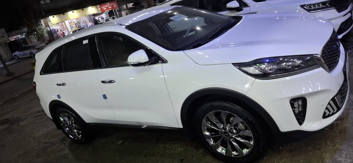 السلام عليكم . للي يدور الجديد سورنتو خليجي 6 سلندر موديل 2020 رقم بغداد مداور ثاني يوم كفاله عامه  ماشيه 86  الف حقيقي سياره بفضل الله بالكارتون ع وضع الشركه وبعد احله من الصور  مال جناي بالعافيه ع الياخذه معروفه مواصفاته كشنات جلد بلاد مكانه سماوه المركز استفسار *********** وبي وات ساب
