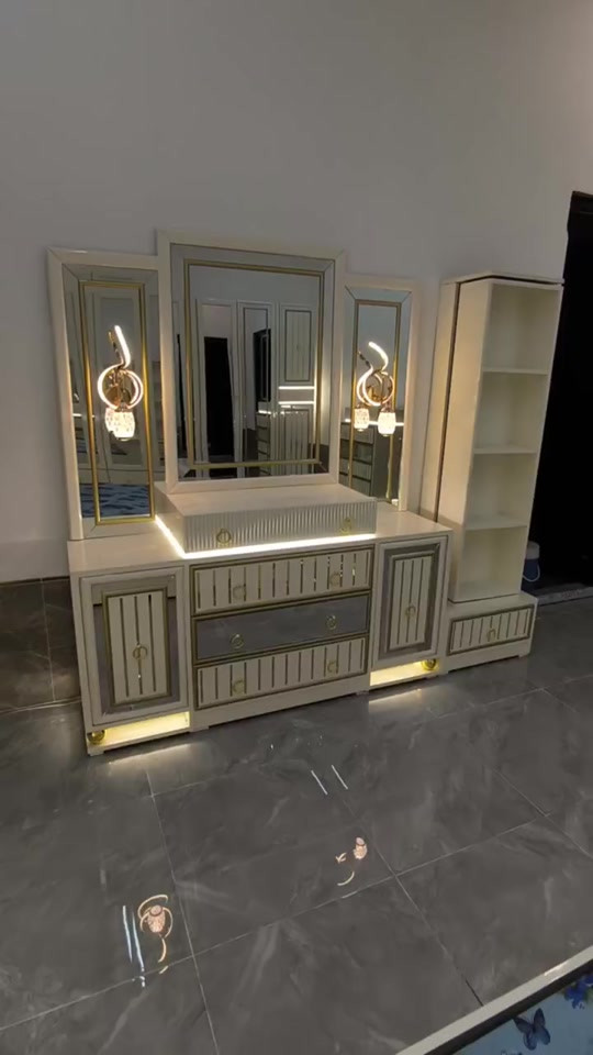 خيال للأثاث العراقي الحديث #تصميم_داخلي_مودرن #نجارة_عصرية #اثاث_فاخر #خيال #ورشه_خيال 


**إذا كنت صاحب هذا الإعلان وتريد حذفه لأي سبب، رجاءا أرسل رسالة إلى الدعم الفني**