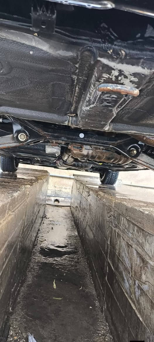 للبيع كيا سيدونا موديل 2006 – وارد أمريكي
السيارة بحالة ممتازة جدًا من ناحية الاستخدام،
المحرك والكير جدد وتم تبديلهم قبل فترة قريبة،
نظام التبريد والتدفئة شغال 100%،
جميع الكهربائيات تعمل بدون أي ملاحظات.
يوجد حادث سابق في صندوق الجنطة فقط، ولا يؤثر على أداء السيارة أو استخدامها اليومي.
السيارة عملية ومناسبة للعائلة والسفر.
📞 للتواصل: ***********
مكاني بابل مركز المدينه
