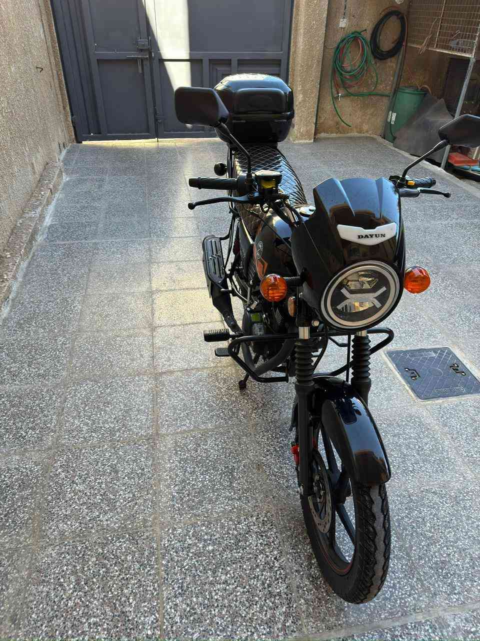 سلام عليكم
#دراجه دايون مديل 25 كفاله عامه
ماشيه الفين كيلو
أوراق سكنر 5 نسخ
#العنوان نجف كوفه
#السعر مليون و700 وقابل لتفاوض
***********
