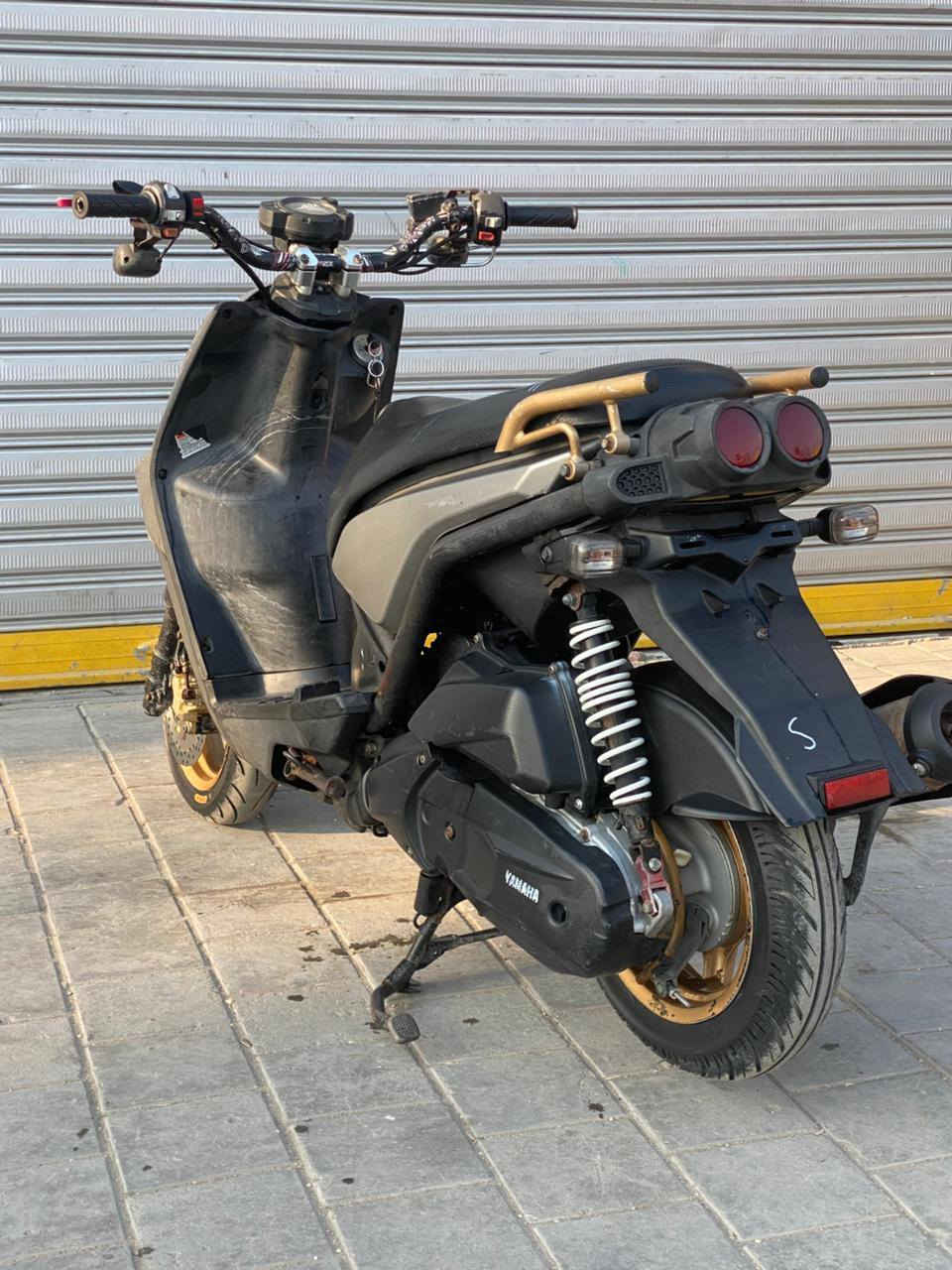 سلام عليكم 
دراجه سكنس جبلي مديل2015 وضع رمبه بعده ملحه اوراق معرض كامله 
دراجه كفاله عامه دراجه ما مفتوحه من كلشي
قفل جوزه 
قفل ستيرن
قفل جنطه
تخم تابرات جديده
تخم دبلات جديده
كهربابات كله شغاله دبل اشاره ما بيه اي نقص دراجه
مكان بغداد شعب دراجه عارضه مليون150 بيه مجال قليل كلش ***********
