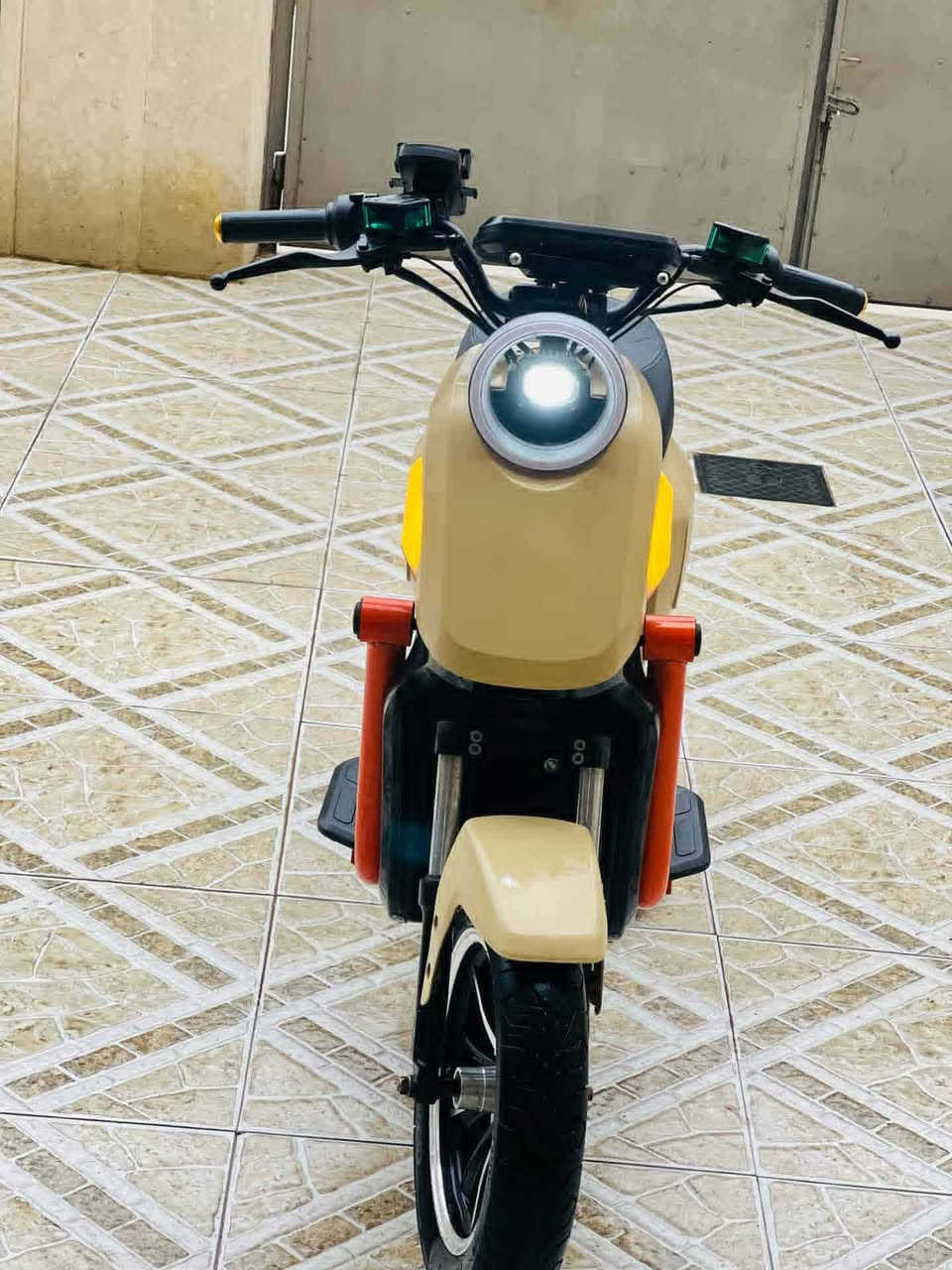 السلام عليكم 
المطور شحن للبيع ويرهم مراوس وياه ايراني
السعر خاص
مطور نضيف حيل كلشي ما يعوز


**إذا كنت صاحب هذا الإعلان وتريد حذفه لأي سبب، رجاءا أرسل رسالة إلى الدعم الفني**