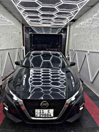 NISSAIN ALTIMA  2022 SV  64MILE AUTO BRAKE  -نقط عمياء -شاشه كبيره كار...