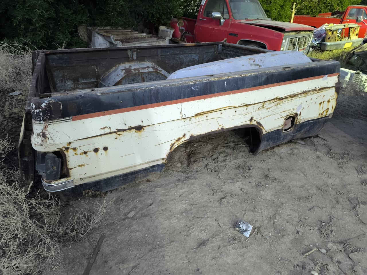 السلام عليكم للبيع بديات عدل (مصفح) شفر ثمانيني مكاني بغداد 
***********
