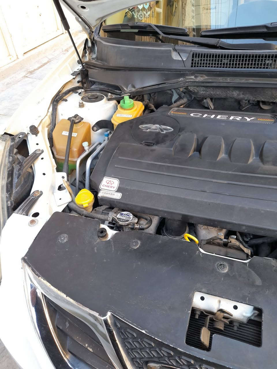 السلام عليكم ورحمة الله
من رخصة أعضاء الكروب عندي شيري تيكو موديل ٢٠١٣سيارة باسمي رقم بغداد ماشية ٨٤ حقيقي كير كهربائي كير ومحرك فول النظافة شرط الفحص كهربايات كله شغالة بيه جاملغ الأيمن فقط رش بدون دواخل وحافة البنيد كد شبر زنجار واني مغلفة فابلون مكاني بغداد كفاءات العبيدي للتواصل رقم هاتف *********** السعر ٦٥وبيه مجال
