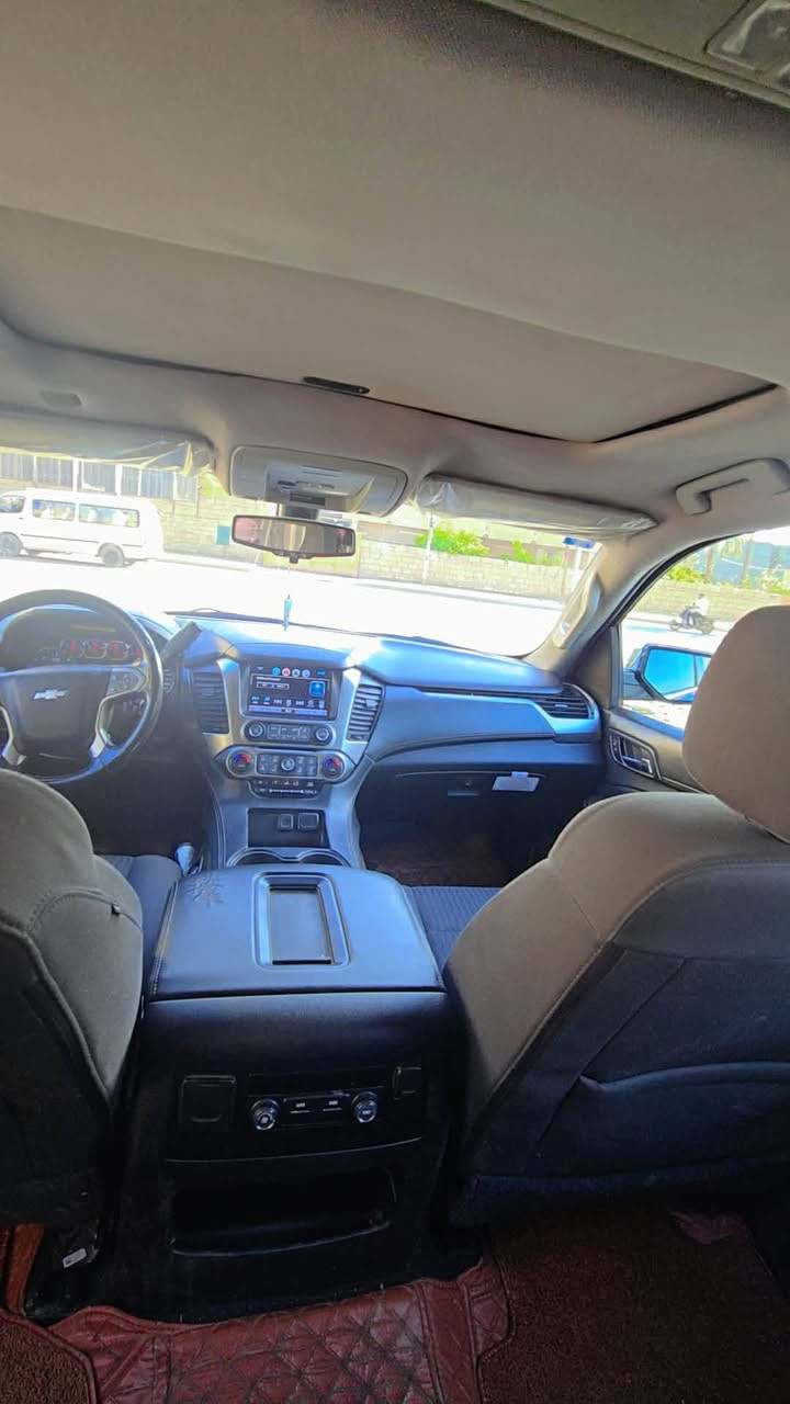 تاهو مديل 19 وارد امريكي حادثها سونار موجود ويه صور سياره جاهزه وحلوه استعمال شخصي بسمي موصفات LT كير مكينه ابلادي شركه تخم تاير منظومه زنون قاصه فتحه ماشيه 171 سعر 295 استفسار عل رقم ***********
