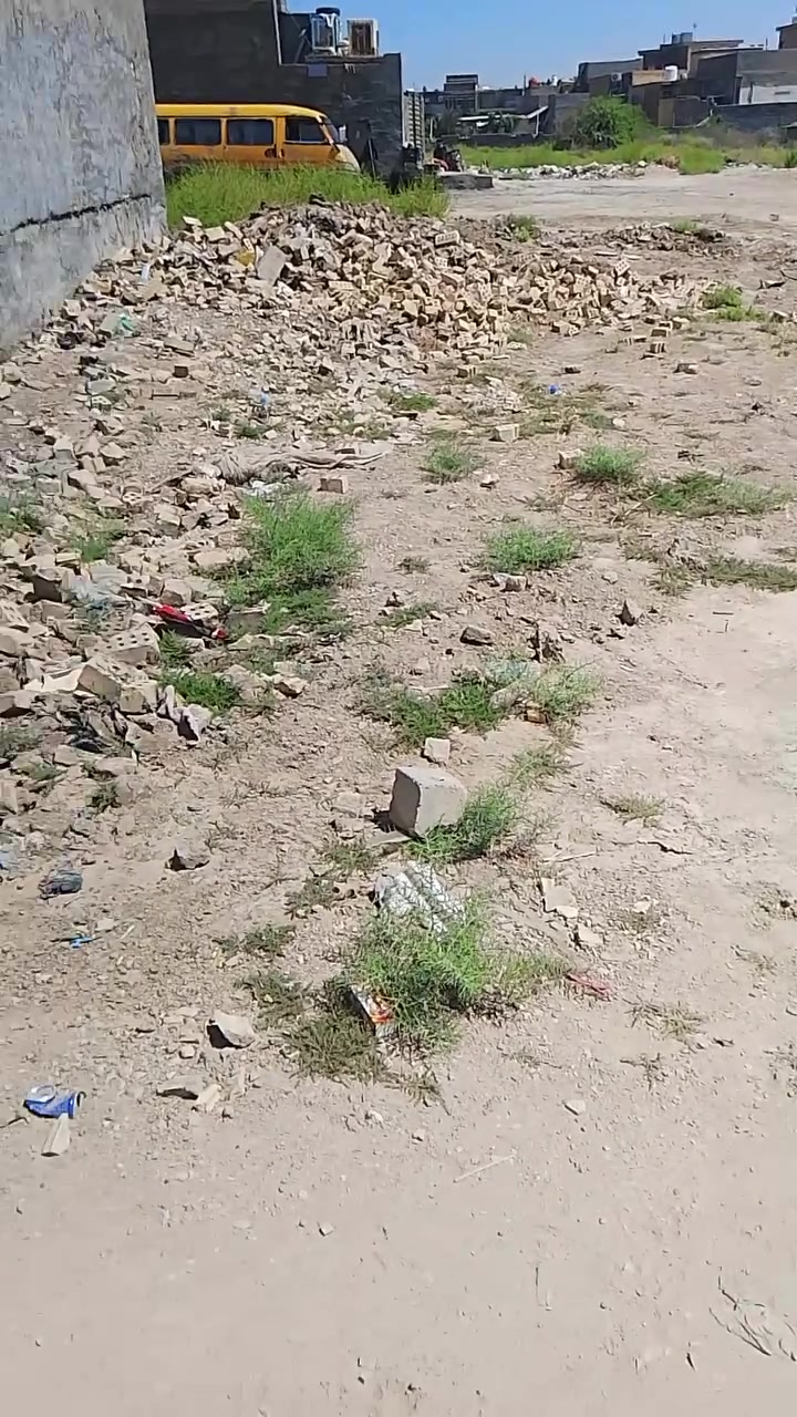 قطعه ارض ابو غريب عرب جلوب بظهر المستشفى العام مساحته 100متر سند 25 سعرها 18 رقم واتساب ***********
