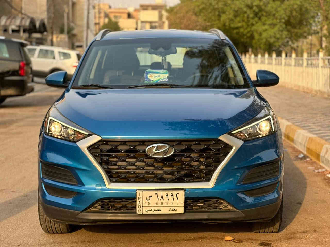 للبيع توسان وارد امريكي 2021
محرك:-2000 رقم بغداد بأسمي تحويل ثاني يوم
السيارة مكفول الكير مكينة لغود شواصي ضررهه موضح بالصور (السيارة معمرة تعمير ممتاز) 
المواصفات ، اوتو هولد ، شاشة ، كامرة خلفية ، بصمة تشغيل ، بصمة أبواب ، تحديد المسار للقيادة الذاتية ، نقطة عمياء ، رادار ، كشن السائق كهربائي ، ويل كب بلادي ، وبعد اكو مواصفات بعد 
السعر 163 وبيهه مجل 
العنوان بغداد الامين (حي المعلمين)
 الهاتف ***********
