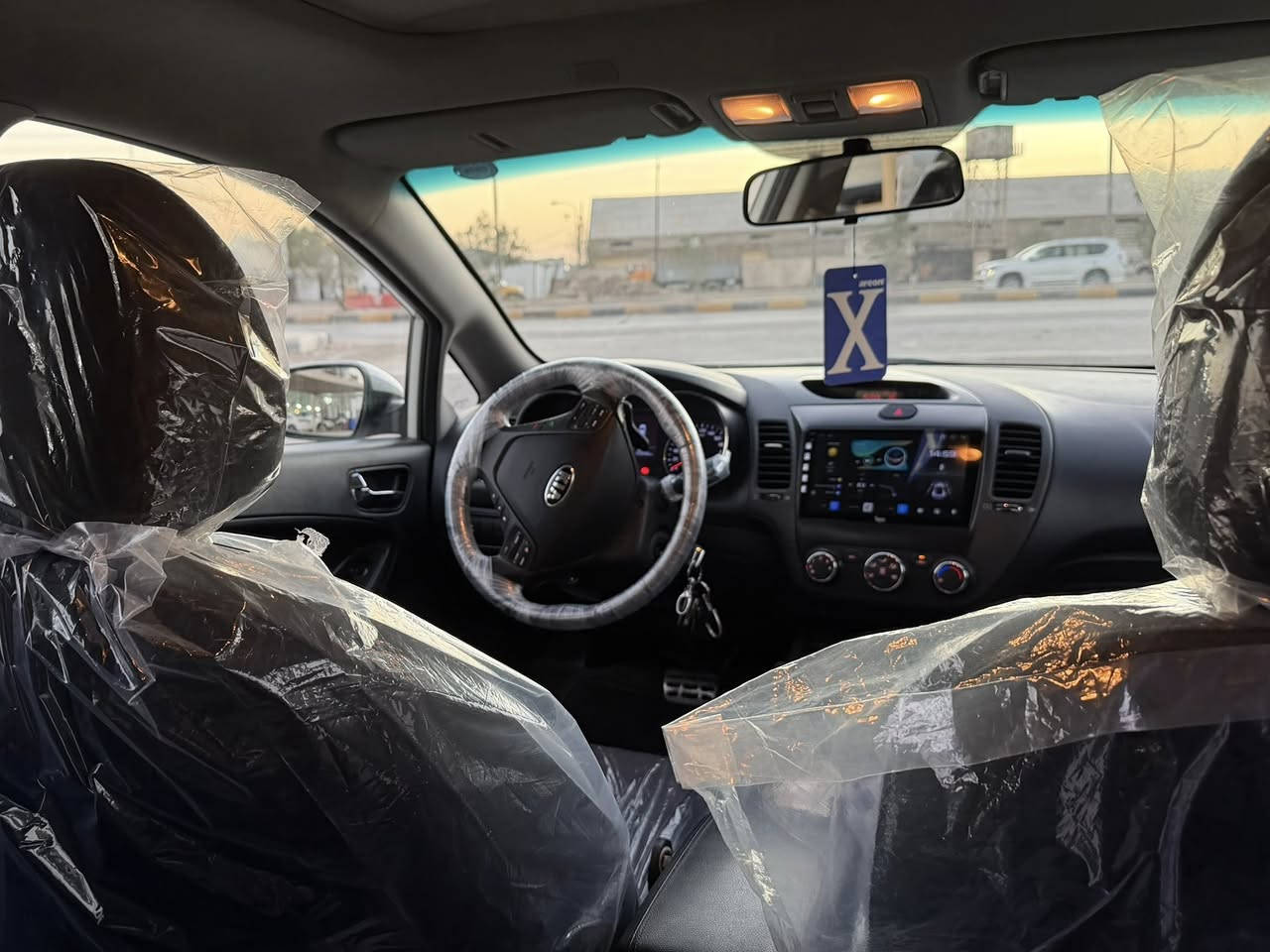 سلام عليكم سيراتو 14 كفاله ماعدا بارد بسيط مقدار شبر ماشيه 153الف رقم جديد تحويل وكال مجاني سنويه لل30
مكينه كير حداديه تايرات جاهزه من كلشي فوووول سويج 
مكاني ديوانيه للاستفسار 
***********
