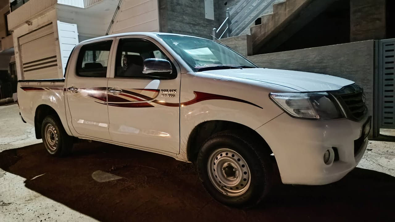 مەرزیە 2011
ناو سوور ڕەقەم سەنەوی تا2028تازەیە
 تایەو ویلی لۆکی لەژێرایە 
سەیارەکە پارچە ڕەشە بۆدی ناگۆڕەوا
بۆ سعر نامە بنێرە...


**إذا كنت صاحب هذا الإعلان وتريد حذفه لأي سبب، رجاءا أرسل رسالة إلى الدعم الفني**