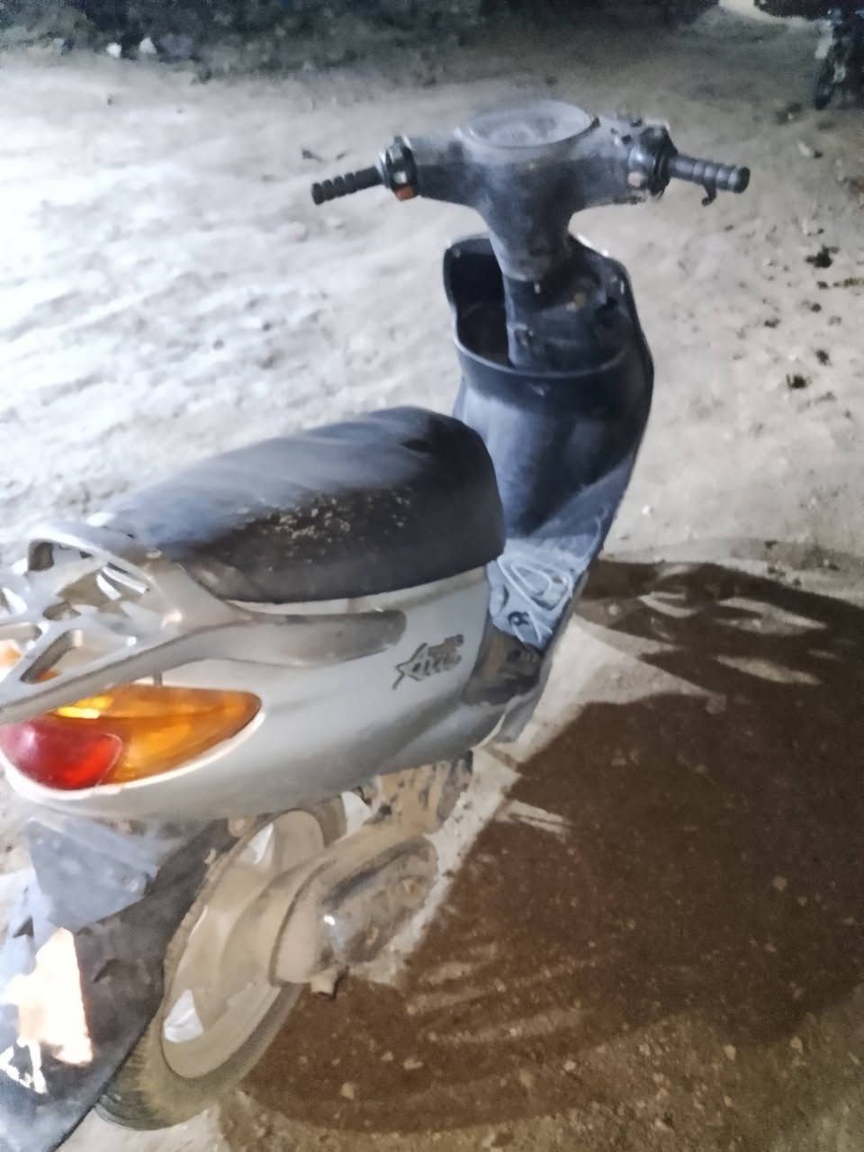 للبيع دراجه ناعمه ونضيفه السعر 300وبيهه مجال قليل 
***********
