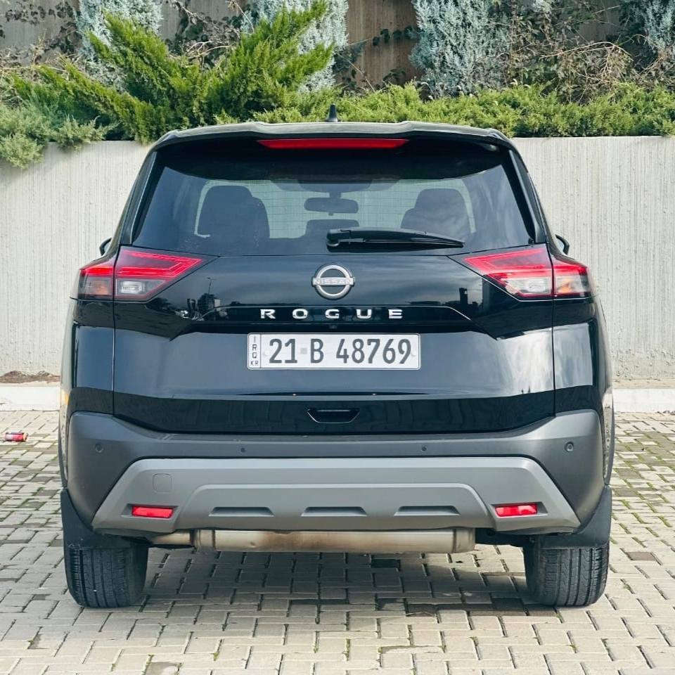 نیسان ڕۆگ 2023 مواسەفات S
شاشە و کامێرا 
رەقم و سەنەوی نوێیە 
هیچ مەسرەفێکی تێدانیە 
زۆر پاک و خاوێن 
سەیارەکە زۆر جاهیزە 
ماڵی دۆستە 

سـعـر : لە کۆمێنت داوابکە ڕاستەوخۆ بۆت دێت 📥 

گێر و مەکیەنەی بەشەرت 
هیچ کێشەیەکی تێدا نییە 

ژمارەی خاوەنەکەی 
***********
شوێن سلێمانی
