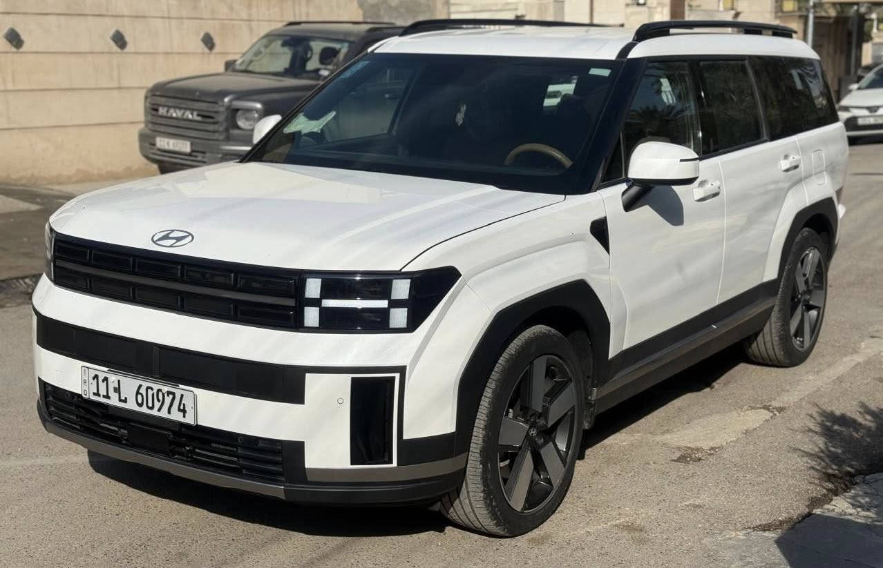 السلام عليكم
هونداي سنتافي 2024 خليجي وكالة 
الشكل الجديد محرك 2500 تيربو 
فوول مواصفات عدا البانوراما
ماشية 22 الف فقط
7 راكب
بصمة تشغيل و ابواب
شاشة كبيرة متصله
مقاعد كهرباء
صندوق كهرباء
شاحن موبايل 
مودات قيادة
حساس امامي خلفي
( السيارة مكفولة من الصبغ و البارد بس بيها شخط بالباب و موضح بالصور ) 

السعر 24,300 $ 
رقم بغداد / بأسمي
مكانها بغداد / شارع فلسطين
***********
