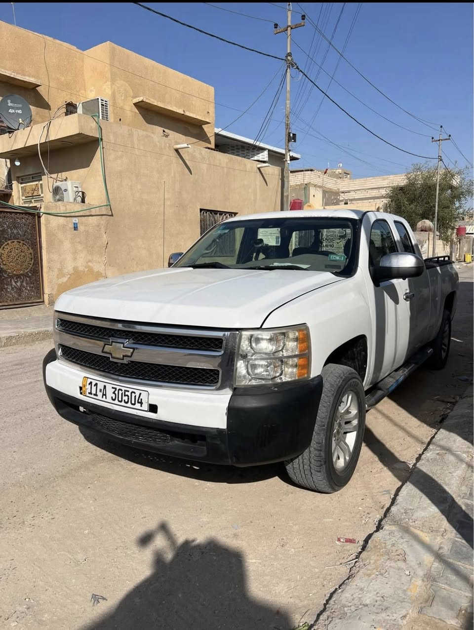السلام عليكم سلفادور موديل 10 بسمي سنويه جديده 
حداده حلوه كير ومكينه فحص البدي بي بارد تبريد حلو 
مكان السياره بصره كتاب فحص بيها مصفره من الغرامات السعر 100 بيها مجال حك الجيه اتصال ***********
