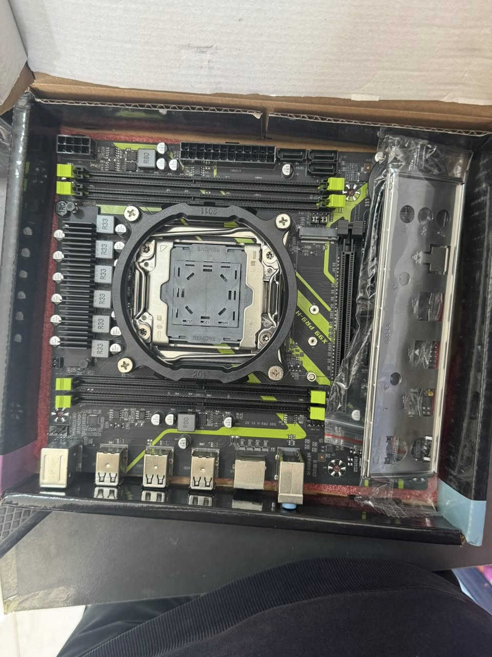 Mother borad
قطعة وحده طلعتلي
ب30 ويا توصيل


**إذا كنت صاحب هذا الإعلان وتريد حذفه لأي سبب، رجاءا أرسل رسالة إلى الدعم الفني**