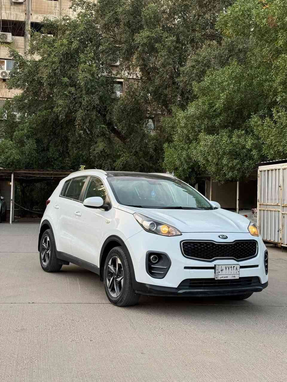 السلام عليكم 
سبورتج موديل 
2018  خليجي
ماشيه 107 
بانوراما قطعتين تبريد 
جاملغ ايسر 
السعر 178
مكاني بغداد الدورة 
***********
