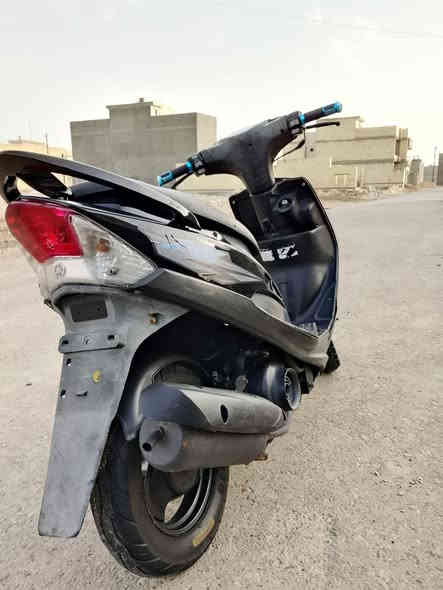 ماكس 120 للبيع دراجة كلش حلوه 
العنوان بغداد التاجي 24 ابو عظام 
السعر 550الف وبيها مجال 

‭0777 976 9179‬
