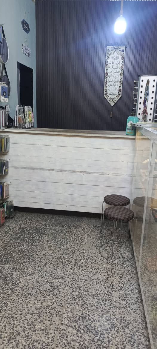 🔴🔴((تصفية محل))🔴🔴
🔸⬇️🔸(( جوة سعر الجملة )) 🔸⬇️🔸

♦️كمل الفيديو للنهاية ( كلشي بالفيديو للبيع )
🔸 اكسسوارات هواتف (كاملة )
🔸 قرطاسية مكتبية ( كاملة ) 
🔸 غراض كبيرة ( فاترينات - ميز - كراسي - ....)
🔸 اجهزة صيانة هواتف + (لابتوب مواصفات hp) 
🔸 (ساعات - سبح - نظارات - .......)

♦️ تواصل وياي على صفحة النشر الشخصية .او التواصل على رقم الواتساب *********** ( لمعرفة كافة التفاصيل منها السعر ) عنواني : بغداد بغداد, العراق
