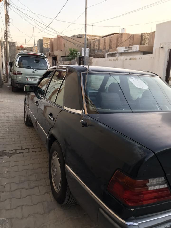 سلام عليكم 

للبيع مارسيدس دب م 90رقم بغداد 

گير محرك بطه3000 شرط حداديه جديده تخم تاير جديد 

مكان السياره   النجف  ،المشخاب

استفسار اكثر  اتصل *********** غير متواجد ع الفيس
