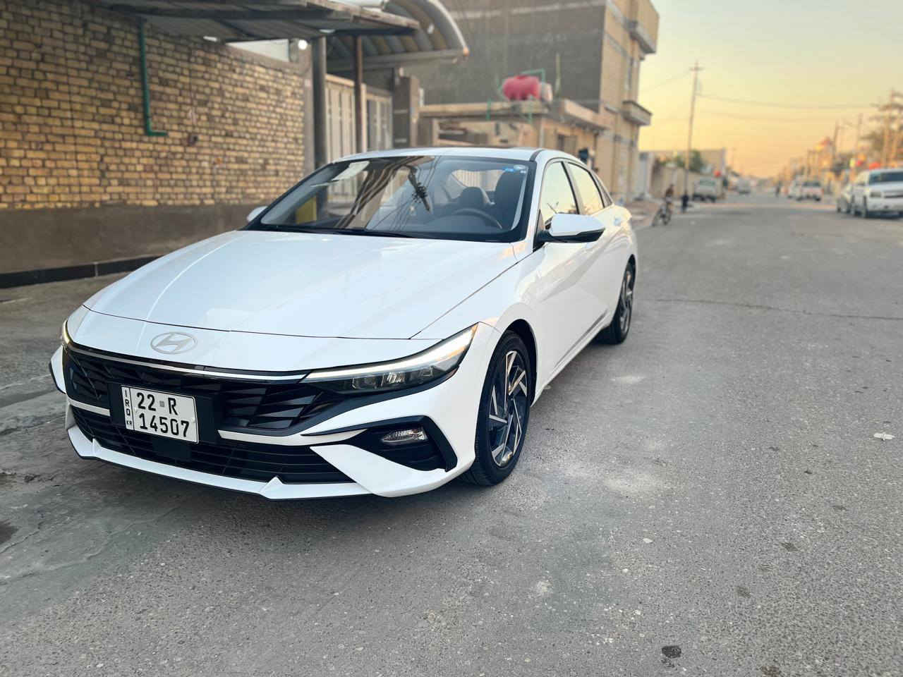 سلام عليكم النترا  موديل 25كفاله عامه كلش جديده فول مواصفات للاخير ماشيه 15 السعر 153 الرقم تلفون *********** بي واتساب البصرة الجمعيات حي الخليج ***********
