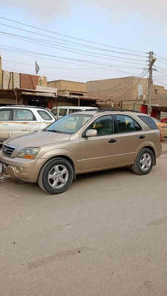 السلام عليكم
سورنتو للبيع /موديل 2007
4 راكب /مكينه 3800    V6
مصبوغه حزام أثر جراد ما عدا القماره 
السعر 85
مكانه الديوانيه / البدير
***********
