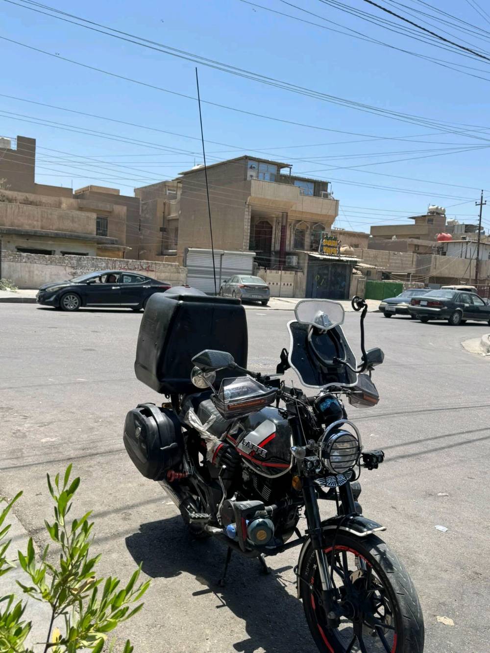 دايوان لاتي مكينه 200 موديل 2024
من البدايه اكول دراجه كفاله عامه مكينه زيرو زيرو قبل سبوع شديته بعده ع السحك الدراجه مصروف عليه هواي هواي بيه غراض ومرتبه الدراجه مرقمه بغداد تحويل ثاني يوم مكاني بغداد تقاطع الدرويش حي الإعلام 
سعر الدراجه 3,000,200 ثلاث ملايين وميتين الف بيه مجال بسيط حك الجيه ولشراي *********** ما اجاوب تعليقات وخاص فقط على الخط واتساب