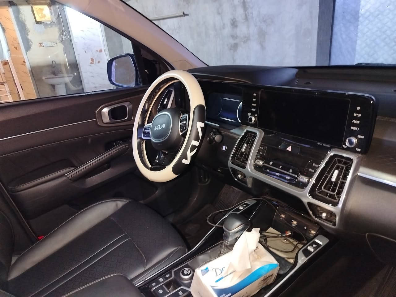 كيا سورنتو 2023 الون سمنتي رقم بغداد الانكليزي فول موصفات أمريكي بدون تبديل بدون صبغ ليبل واحد السعر الاتصال على الرقم *********** تبديل دعاميه أمامي فقط
