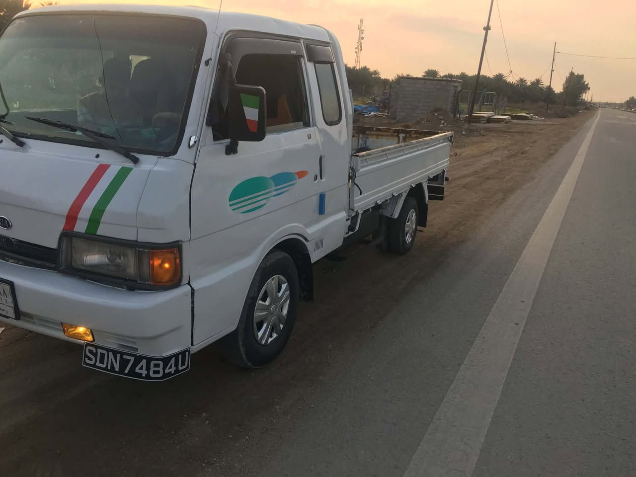 سلام عليك كيه بنكو موديل 1994رقم واسط مكفوله من مكينه وكير وكسن وشاصي ورقم شاصي حداديه كهربايات خير من الله السياره مصبوغه جماليه  السياره 7جنكال السعر 45وبيه مجال تحويل مباشر العنوان بابل الشوملي الاستفسار ***********
