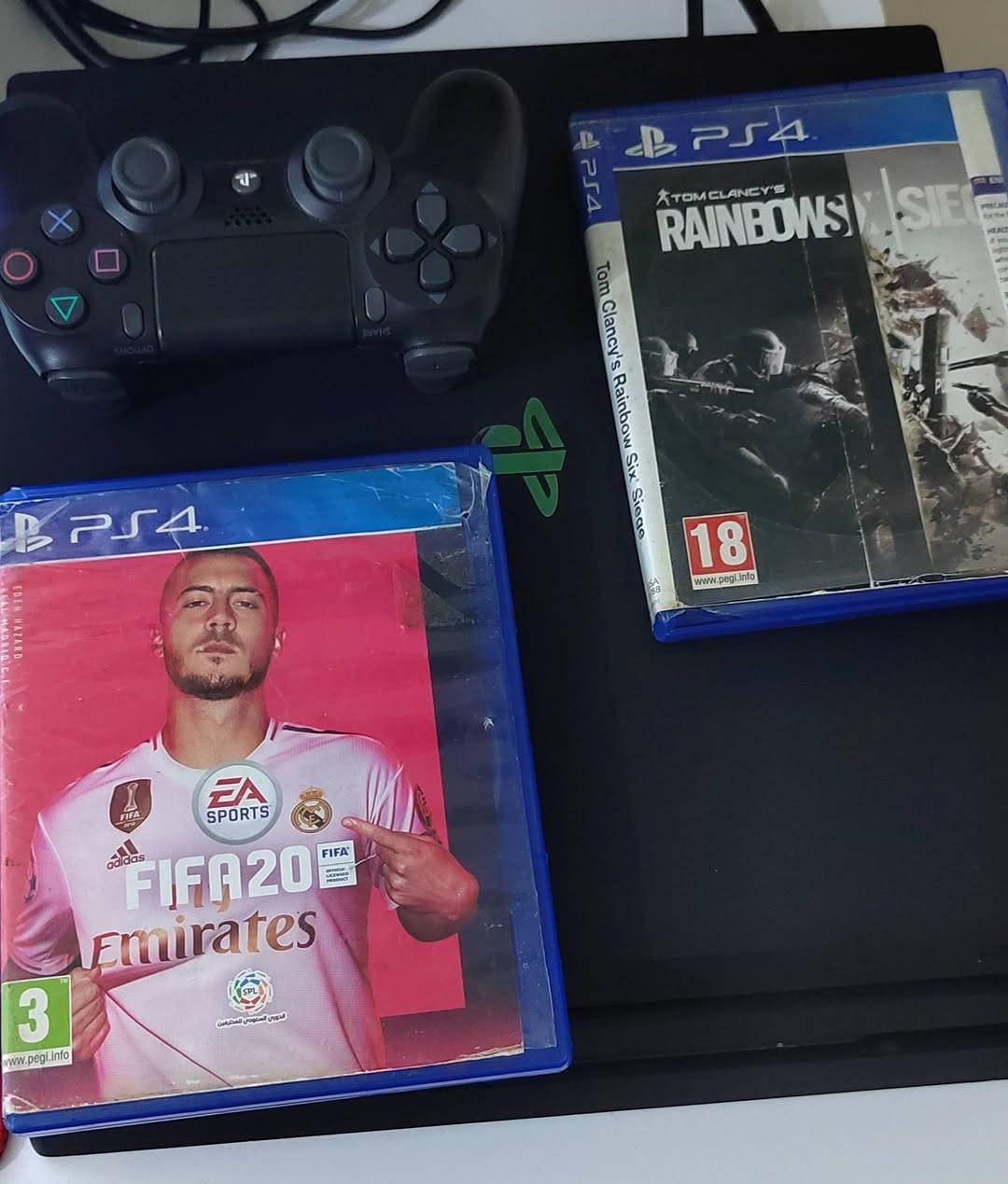 بلي فور  برو اون لاين جديد طك كارتون  مستعجل ع بيعته قرصين توم كلانتيز و فيفه ٢٠ جهاز وياه ثنين جوستك ويا يوبي اس ويا ماوس وكيبورد وسماعه وبي حساب بي العاب يمكن ٦ العاب جهز جدا نضيف سعره 340  وتساب توصيل ما عدي  ***********
