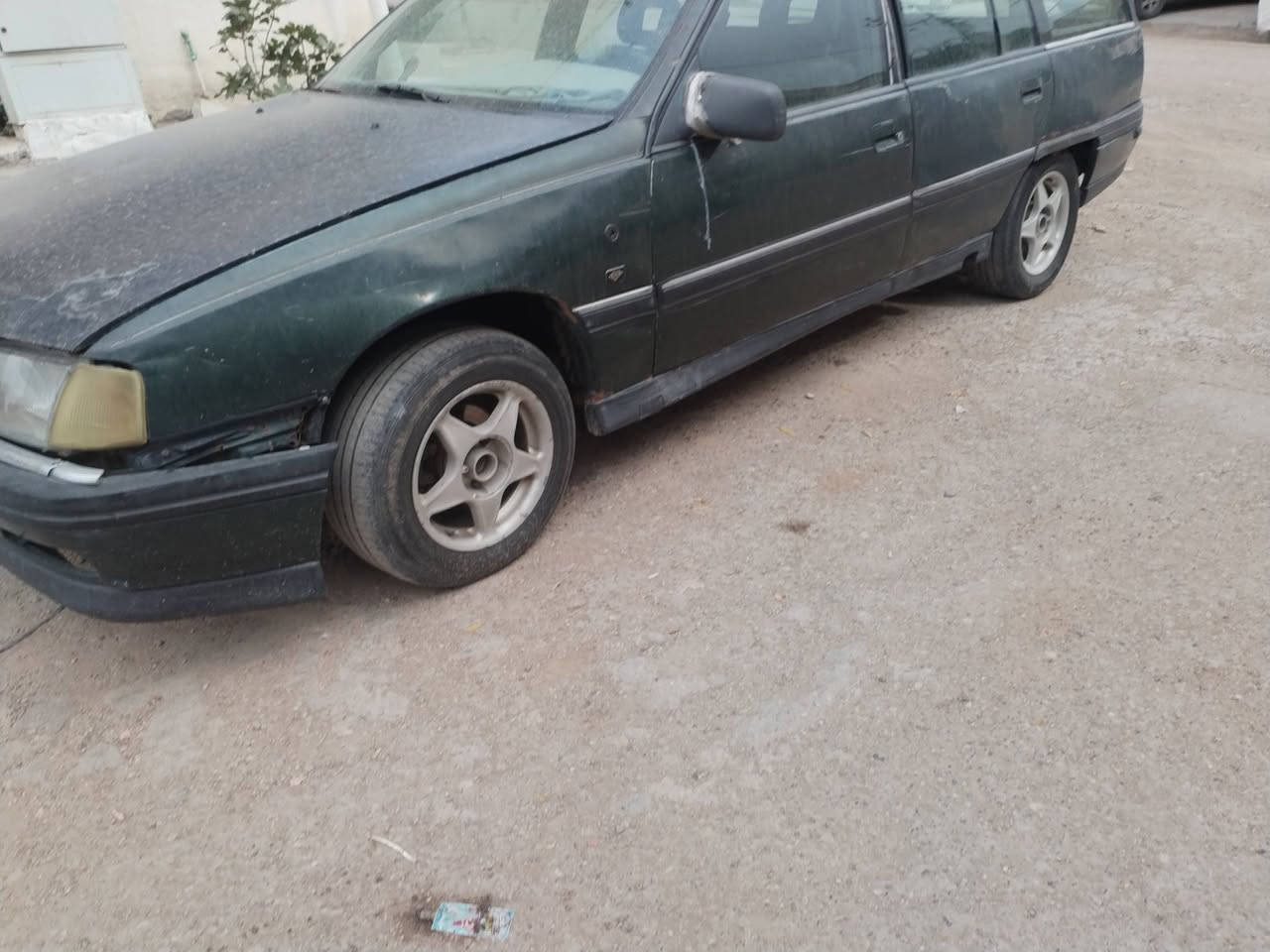 اوبل اومكيا رقم بغداد باسمي مشروع وطني مكينه كايمه طافيه سياره ابيعها رقم سعرها ١٧ ورقه وبيها مجال شي بسيط عنواني بغداد حي جامعه ***********
