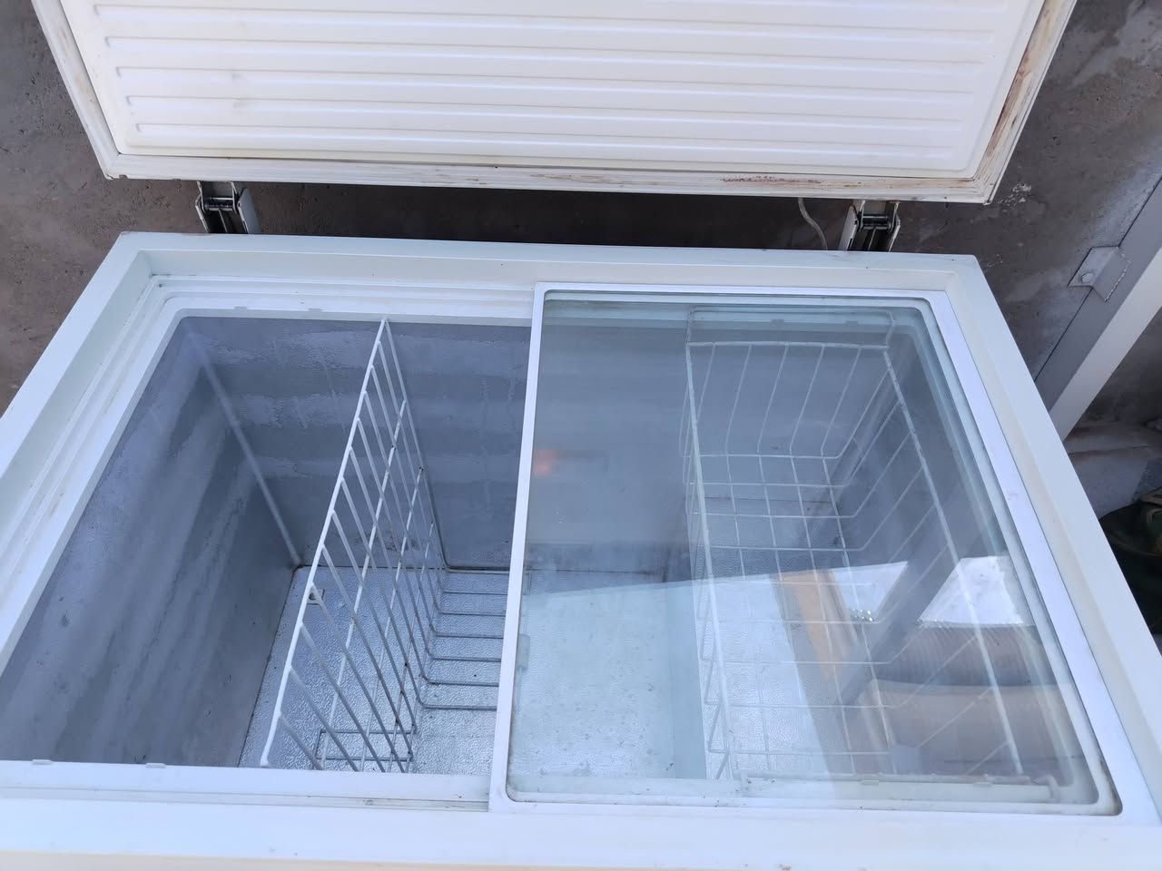 مجمده دنكه على الفحص فول تجميد سعرهه 200 / ***********
