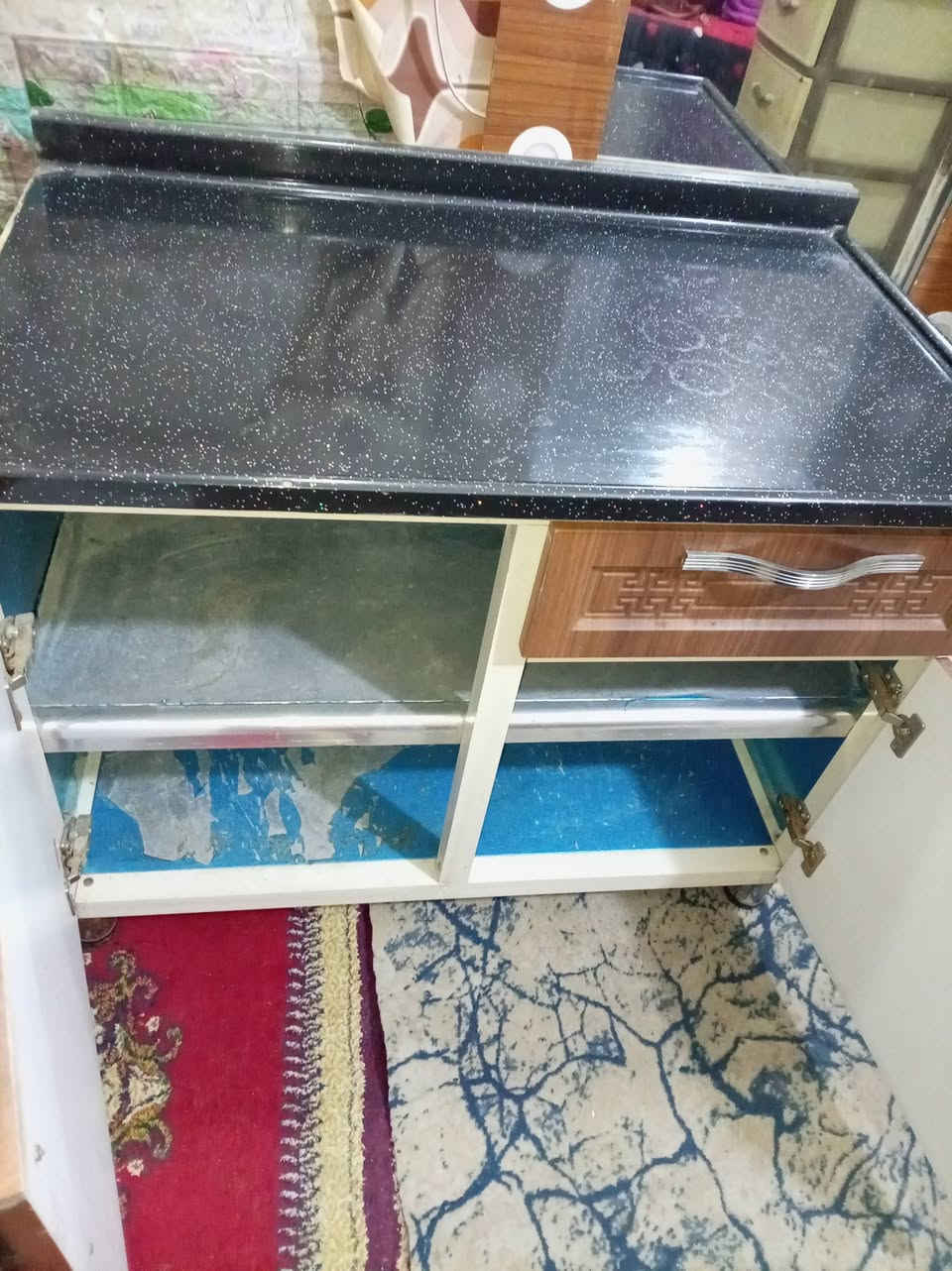 من رخصة لادمن ٣ قطع بلا سنك سعر ١٠٠ مع توصيل بغداد عنوان مدينه الصدر


**إذا كنت صاحب هذا الإعلان وتريد حذفه لأي سبب، رجاءا أرسل رسالة إلى الدعم الفني**