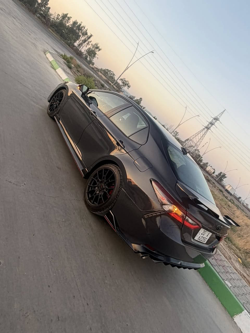 السلام وعليكم 
كامري موديل 2024
6سلندر TRD
 فول مواصفات للأخير من عده الفتحه 
سياره جيده حيل 
بيع او مراوس حسب القناعه 
اذا اكو هايلندر شكل الجديد مراوس عادي 
للتواصل 
***********
