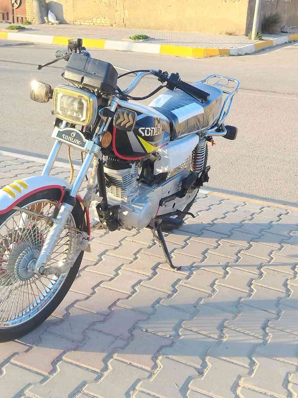 السلام عليكم
تايكر 23 دراجة كفاله عامه محرك بلادي وراق كامله عنوان ديالى كنعان باقي التفاصيل خاص او تصال عل رقم ***********⁩
