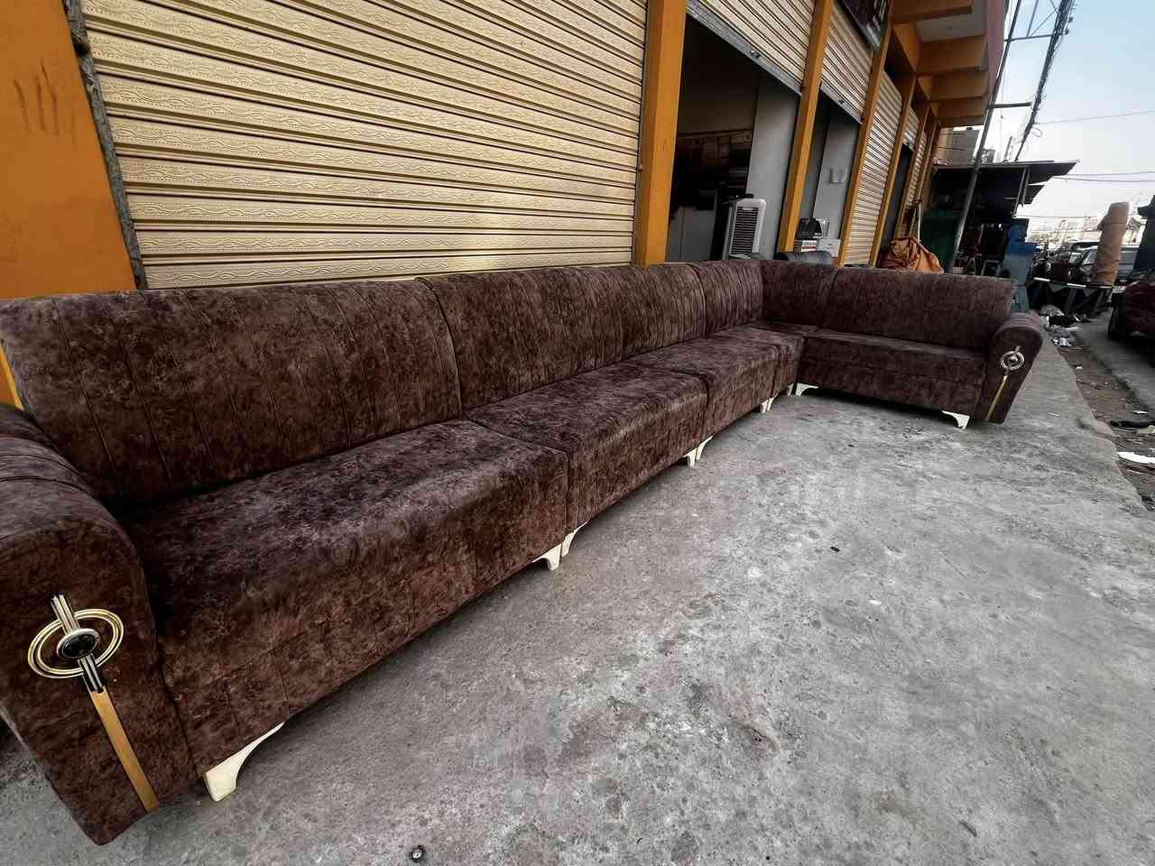 عرض خاص 📍ديوان للبيع حيل نضيف مابي اي عيب 
سبع امتار ونص 
سعره فقط 180


**إذا كنت صاحب هذا الإعلان وتريد حذفه لأي سبب، رجاءا أرسل رسالة إلى الدعم الفني**
