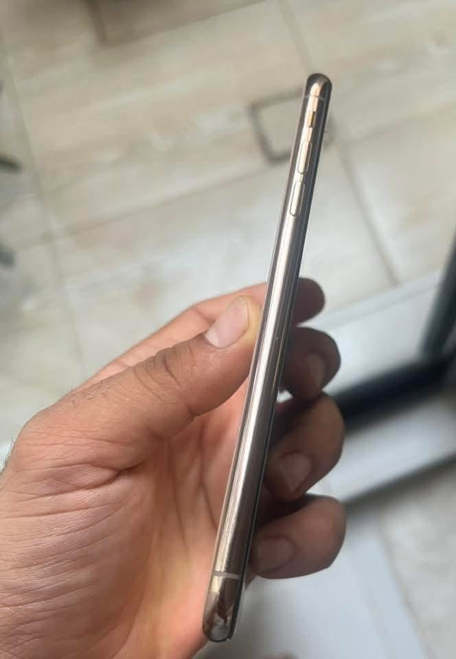 السلام عليكم 

 للبيع ايفون اكس اس ماكس ذاكره 256 

لون ذهبي مبدل بطاريه ٧٢ طبيعي جداا 
فيس ايدي وحدة وكف يمكن يحتاج برمجة 
جهاز نظيف على ايدي صارلة ٥ سنوات عندي
نموذج M

شاشه 3 خيارات بلادية 
السعر ١٨٠  وبيه مجال قليل 
مكاني بغداد الكرخ 
***********
