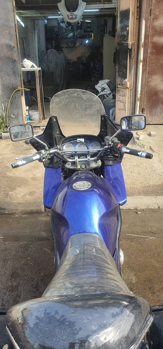 مساكم الله بالخير شلونهم الشباب أن شاء الله بخير وصحة وعافية. ياماها ديفرسون رقم انكليزي دراجة بوليسي اللغود و جامه طويلة جنط دروعة خلفية تجوة على السيباية
السعر 33 وبيها مجال.

***********
