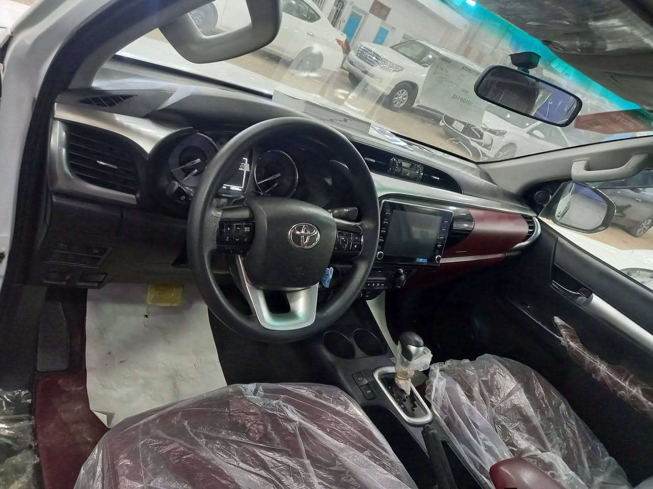 سلام عليكم سياره هايلوكس كفاله عامه مايشه 10 ألف رقم سياره ربيل سياره البيع ***********
