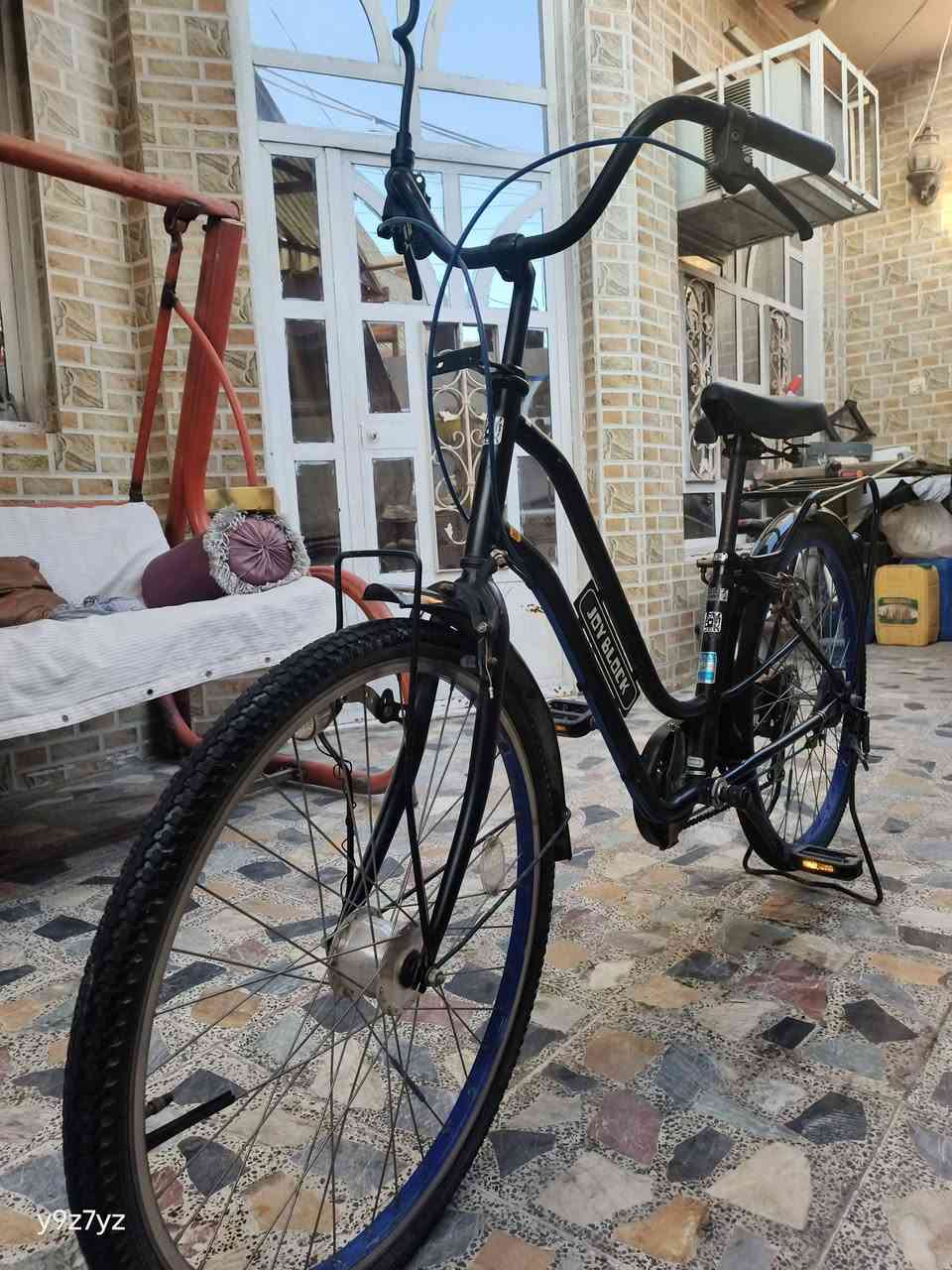 بايسكل بناتي بآلة ياباني للبيع البايسكل كامل أي نقص مابي كير ٥ نمر نضيف ما مستهلك داينمو وكل شيء بي شغال السعر 100 ألف وبي مجال حك الجية للاستفسار واتساب ***********
