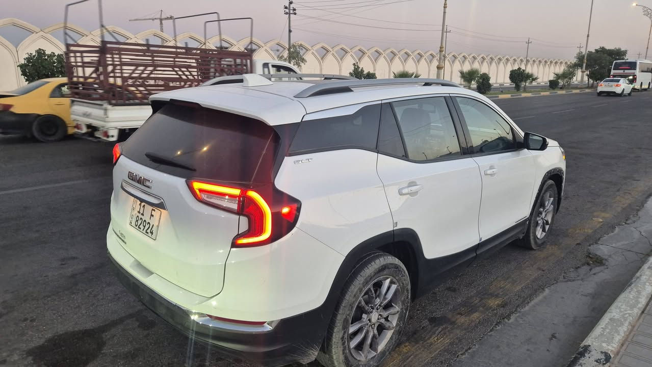 جي ام سي تيران slt 2022 فوول مواصفات
رقم بغداد الجديد 
المواصفات
-حجم المحرك 4 سلندر 1500 تيربو.
-بصمة ابواب 4 وتشغيل عن بعد.
زينون عالي ناصي.
-حساس خلفي.
-كامرة خلفي دوارة.
-خزن ميموري لكرسي السايق.
-المقاعد الامامية كهرباء.
-تبريد قطعتين ثلج .
-كشنات جلد+تدفئة كشنات الامامية.
-جنطة كهرباء.
-تحديد مسار.
-تحكم استيرن 4 جهات + تدفئه بالاستيرن
-رادار امامي

السعر 155 وبيه مجال
مكانها بابل 
***********
