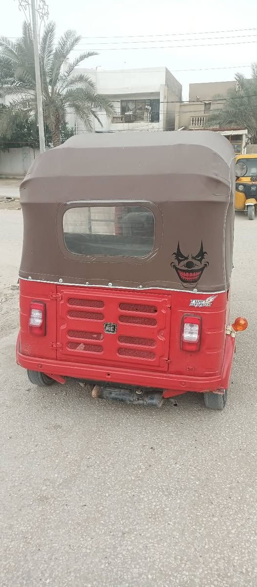 سلام عليكم... تكتك. موديل.. 18.. سنويه. رقم واسط.. . مكينه حلوة. ناعمه.. كشر نضيف. مجمبزة. سفريات... . كهربائيات ڱڵـه  شغاله.. .  مكانه بابل. الحمزة الغربي .  سعرة. 4600وبيه مجال.  .... ***********
