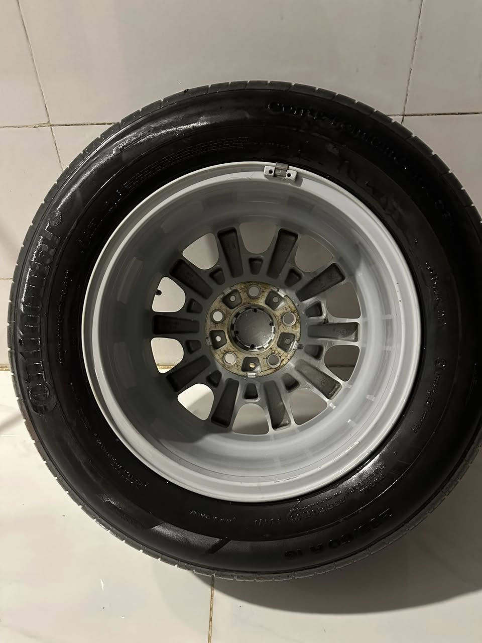 عندي تخم ويل حجم ١٦  ٣٥٠ الف وبي مجال التايرات مامحسوبه هدية ويه الويل


**إذا كنت صاحب هذا الإعلان وتريد حذفه لأي سبب، رجاءا أرسل رسالة إلى الدعم الفني**