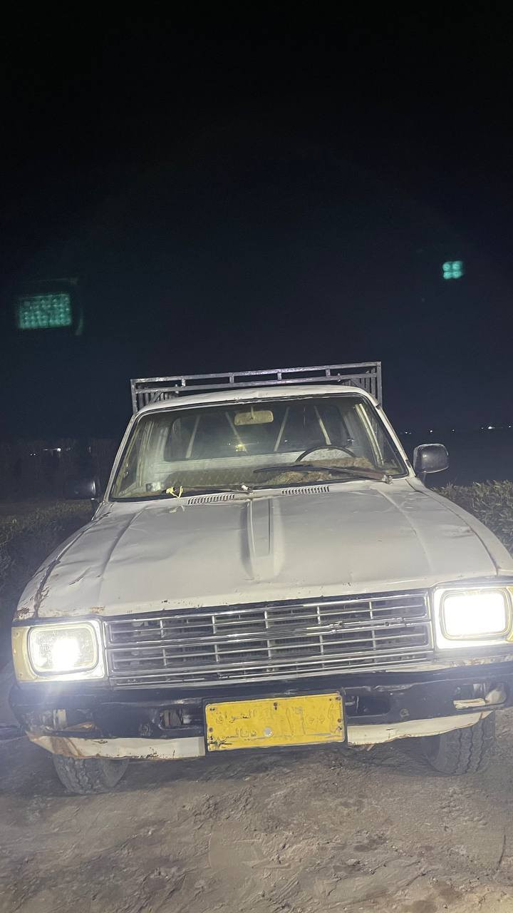 السلام عليكم 
من رخصة الادمن 
بيكم موديل 80 ديالى شرط التحويل كير محرك اكسل مكفول حدادية فول سيارة نضيفىة للجناي 
سعر 20 ورقة وبية مجال 
للاستفسار الاتصال على الارقام التالية 
***********
